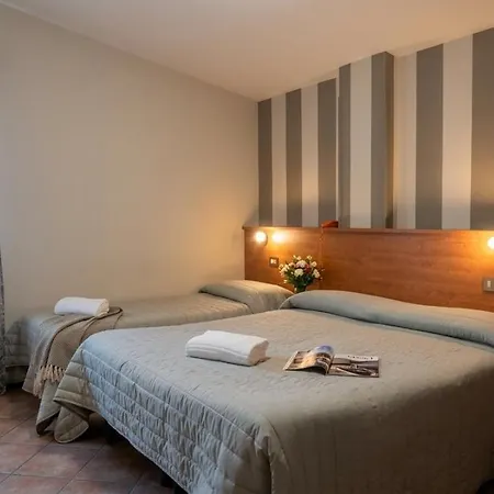 Hotel Piscina La